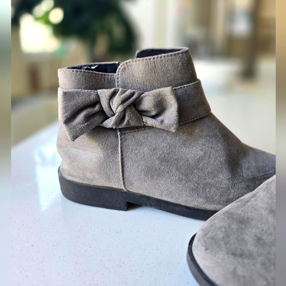 Girls Booties (size 2)